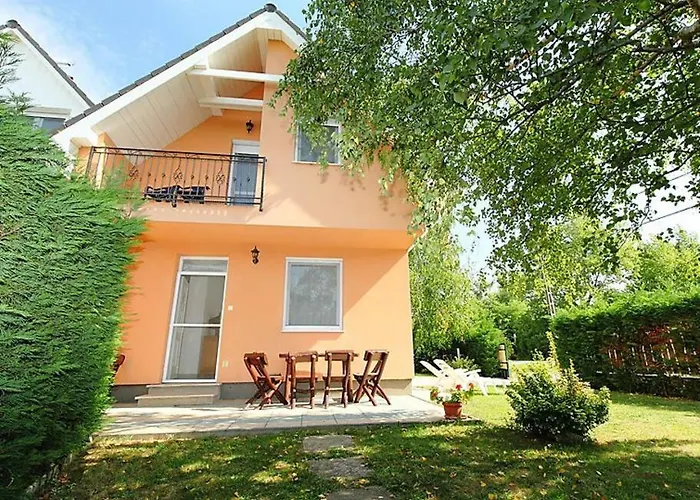 Jenna - Pinka * Balatonszarszo