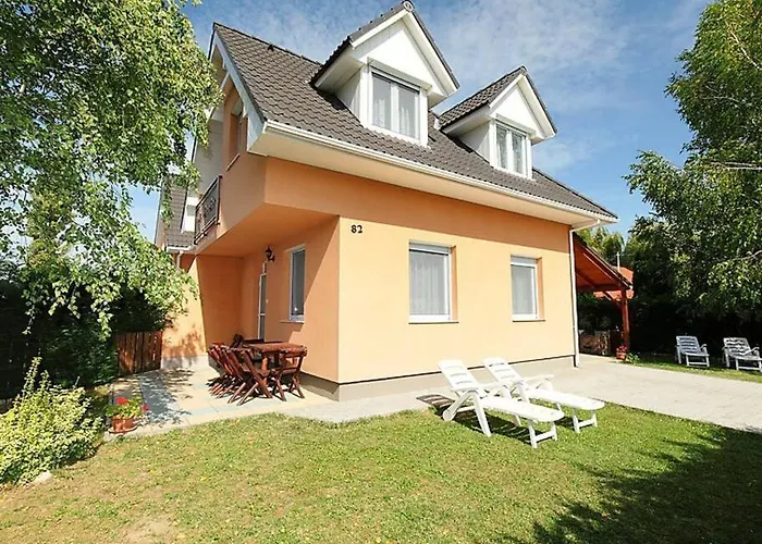 Jenna - Pinka Balatonszarszo